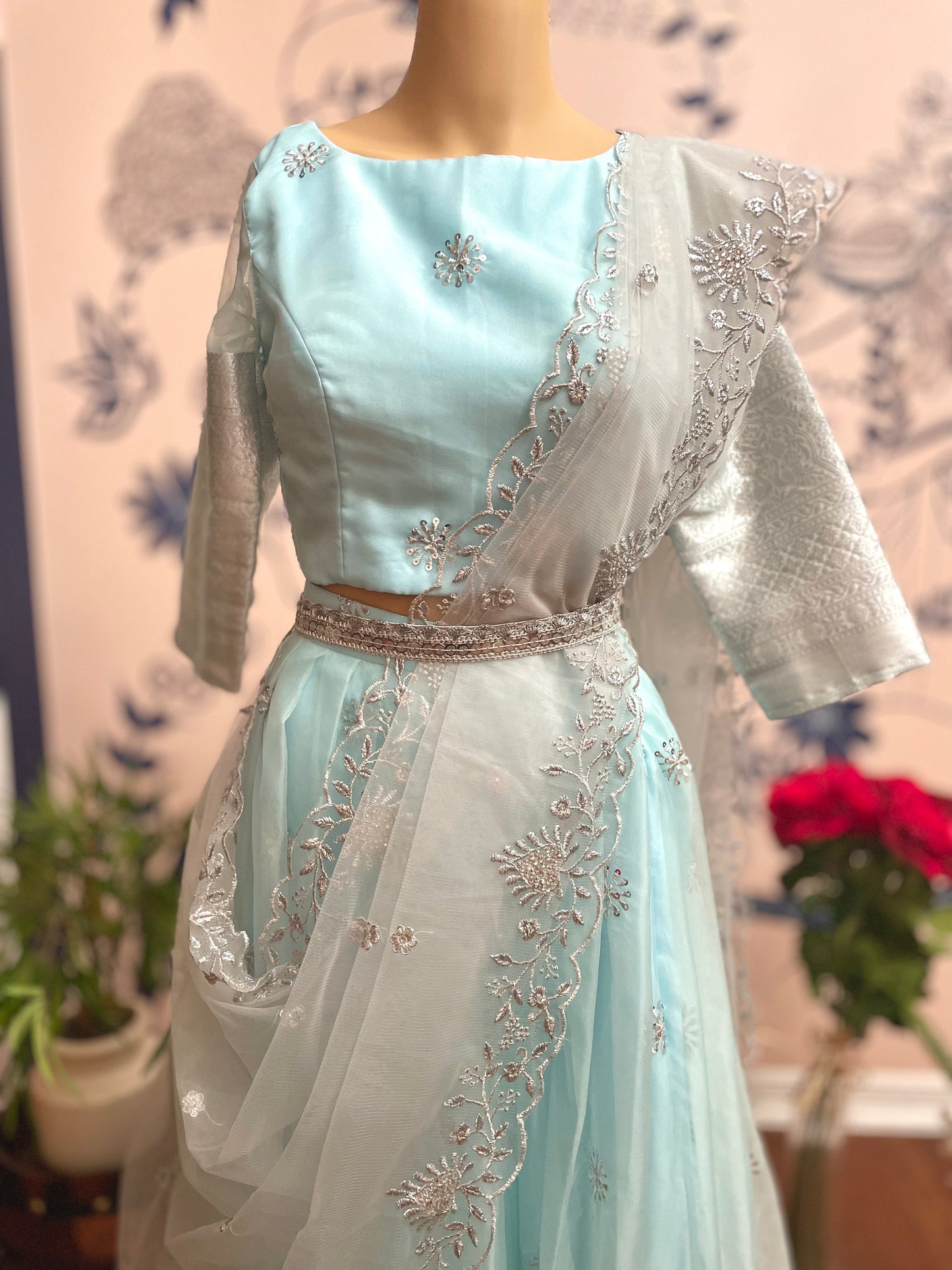 Silver net cutwork work dupatta